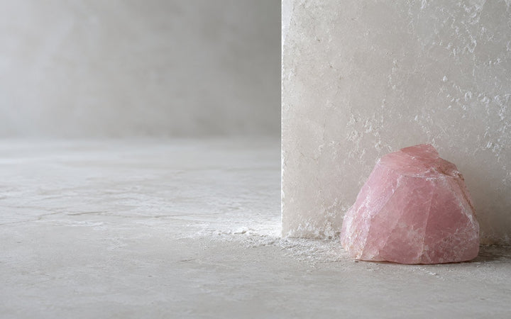 Rose Quartz stone image for the L&H Atelier Stone Library jewelry guide