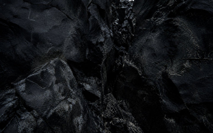 Snowflake Obsidian stone image for the L&H Atelier Stone Library jewelry guide