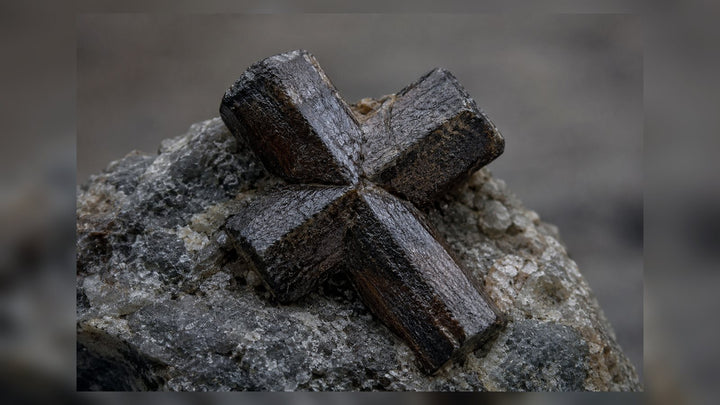 Staurolite raw stone editorial image for the L&H Atelier Stone Library